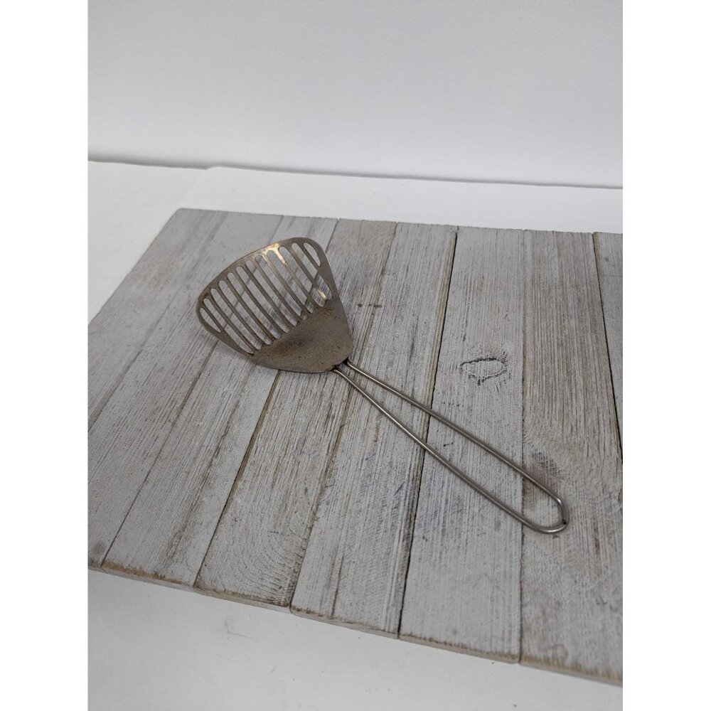 Metal Skimmer Drainer #4 Strainer Blender 10 1/2" Hong Kong